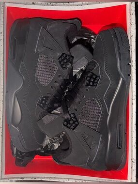 Air Jordan 4 Retro Black Cat Black Wolf Grey Men’s 8.5 Women’s 10 Sneakers